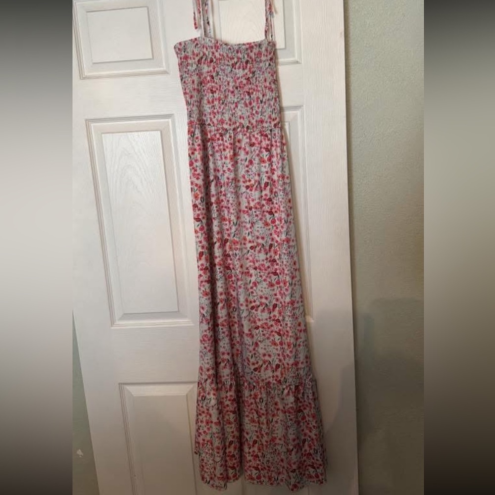 SHEIN Red and White Floral Maxi Dress
